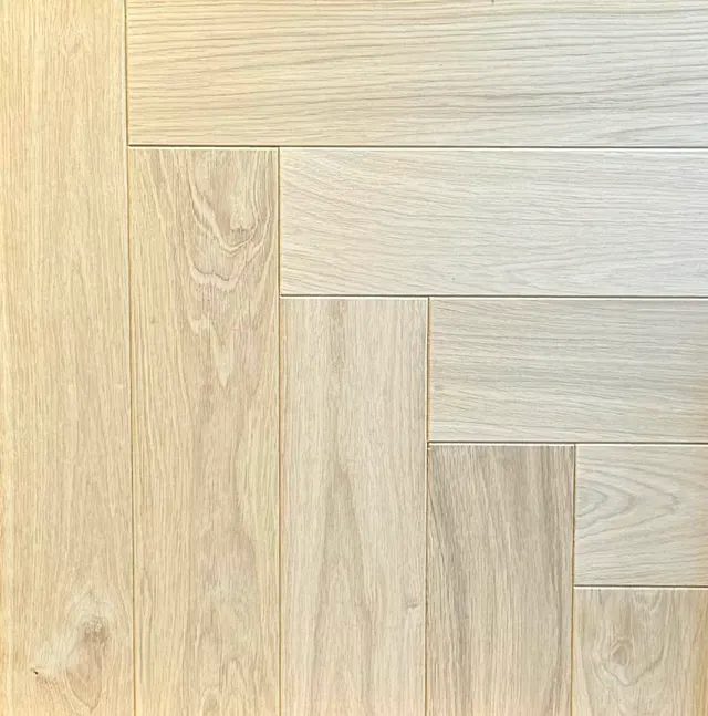 Unfinished Oak Herringbone Parquet - Natural
