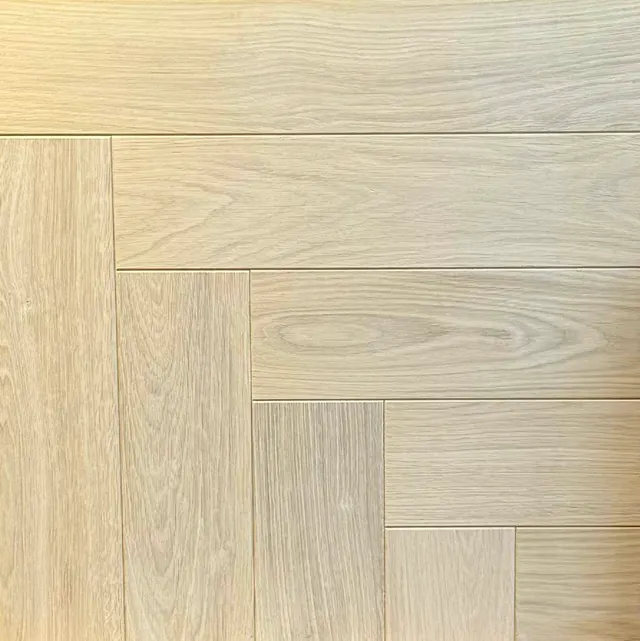Unfinished Oak Herringbone Parquet - Select