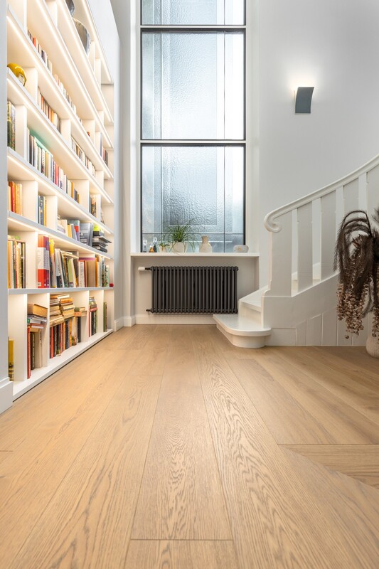 Engineered wood flooring wide and long planks 