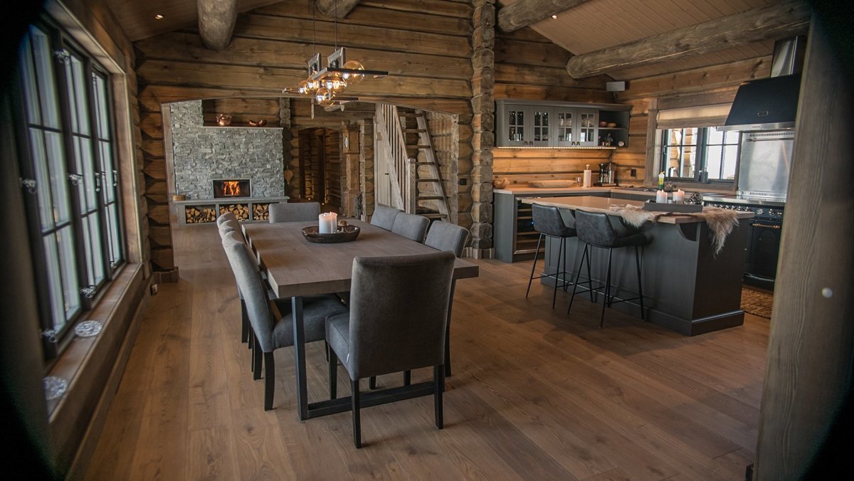 Rustic Interior and Wood Flooring