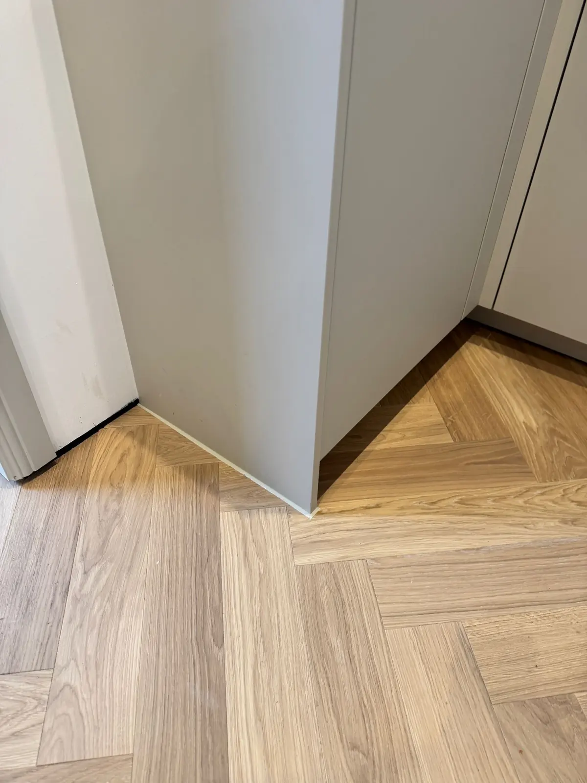 Ice Cream oak herringbone parquet in a kitchen extension in Morningside, Edinburgh